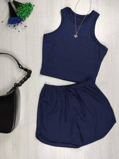 Conjunto Conforto Estiloso - Cropped Nadador e Short Canelado