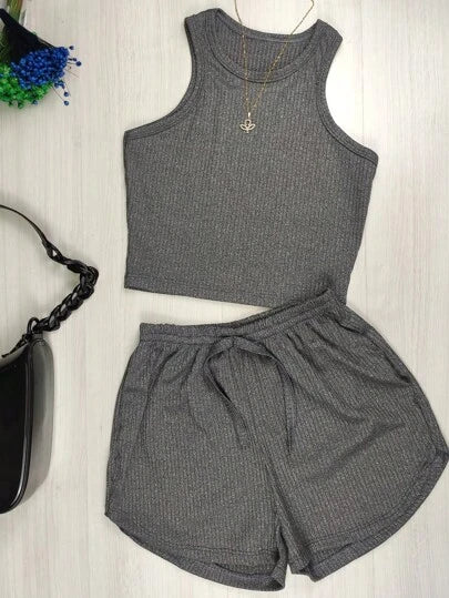 Conjunto Conforto Estiloso - Cropped Nadador e Short Canelado