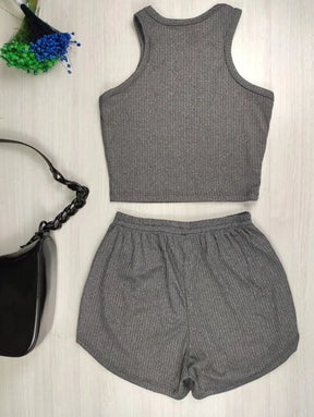 Conjunto Conforto Estiloso - Cropped Nadador e Short Canelado